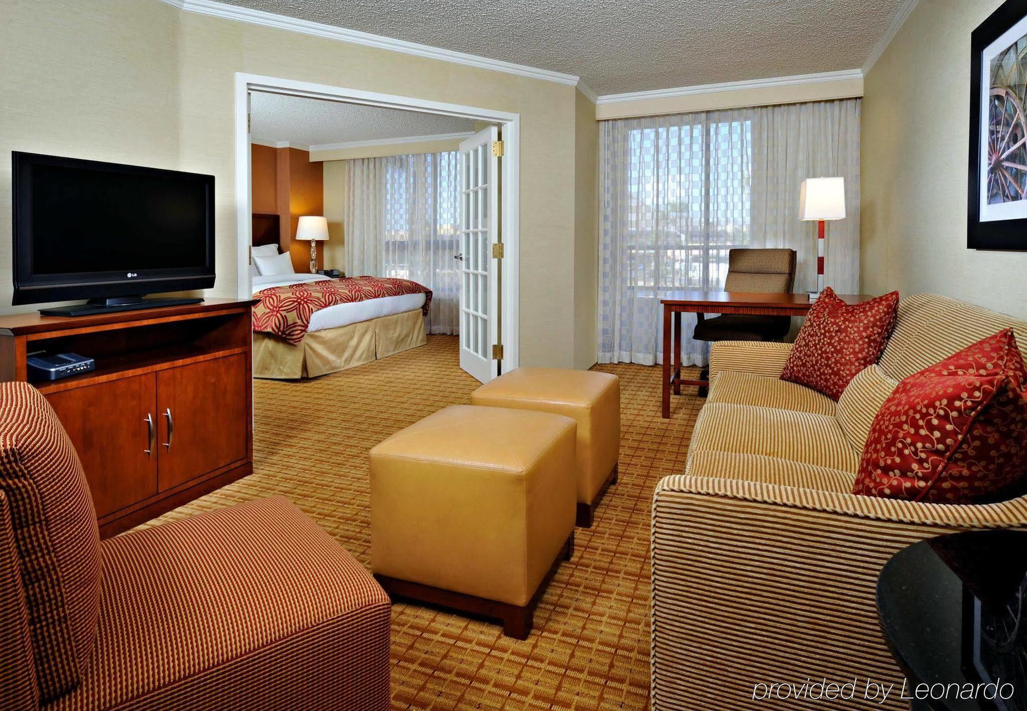 Scottsdale Marriott Old Town Hotel Стая снимка